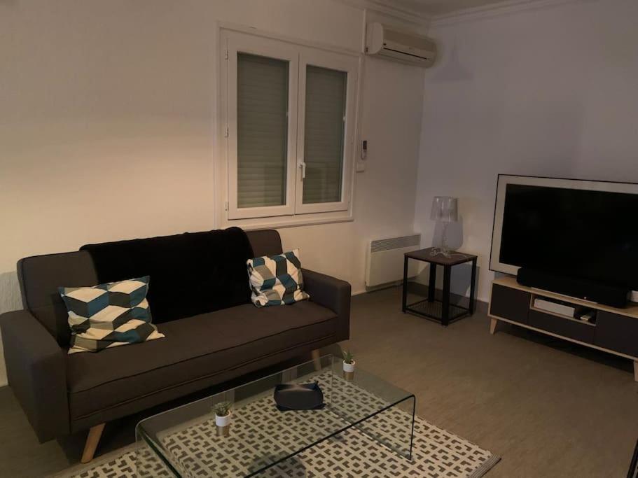 Belle Maison 100M2 Avec Terrasse Et Parking Prive Безье Экстерьер фото